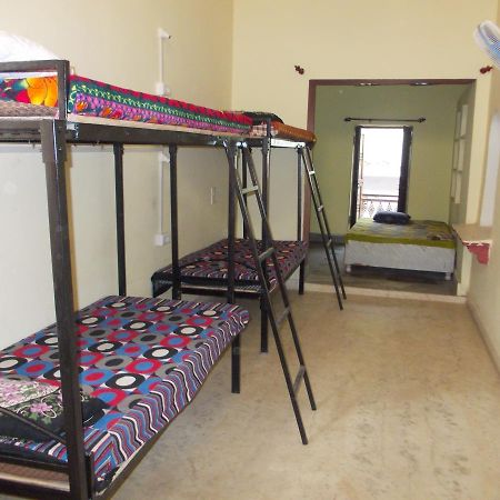 Raj Mahal Guest House บุนดิ ภายนอก รูปภาพ