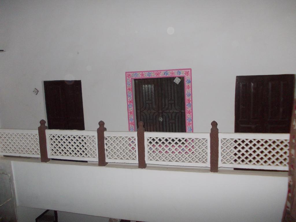 Raj Mahal Guest House บุนดิ ภายนอก รูปภาพ